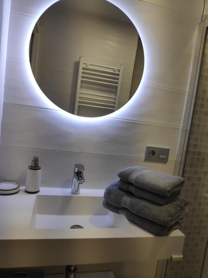 Apartamento A 100Metros De La Playa De San Lorenzo Gijon Bagian luar foto